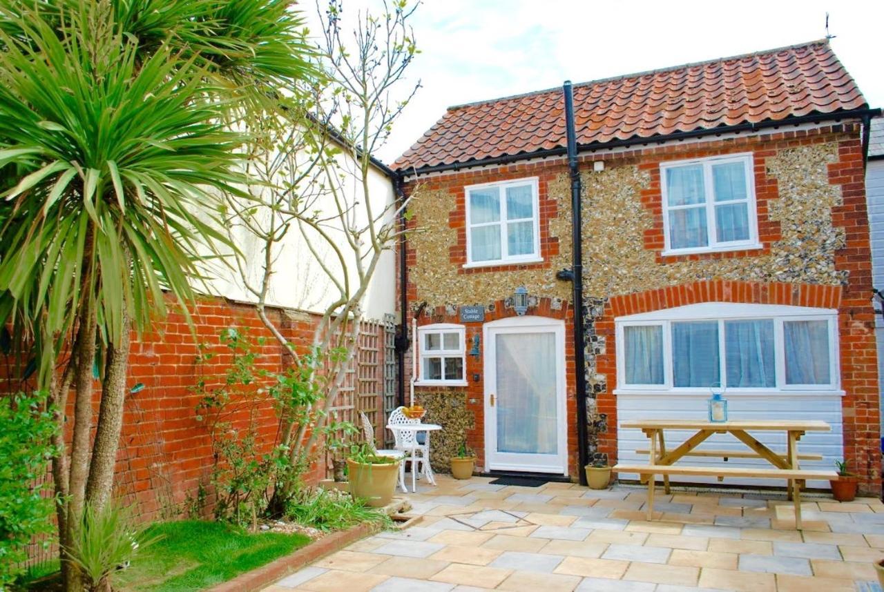 Romantic Flint Cottage On The Suffolk Coast Saxmundham Eksteriør billede