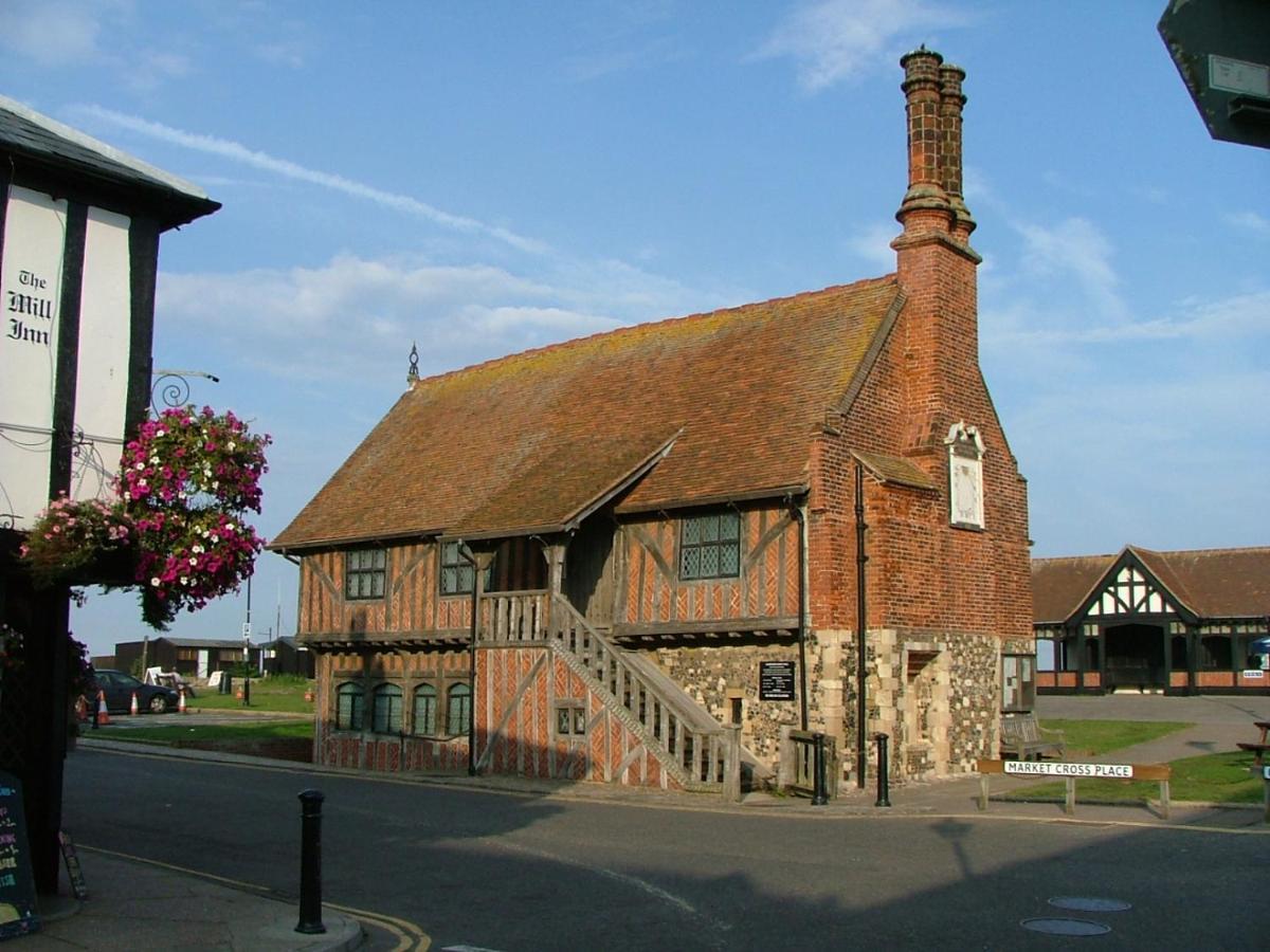 Romantic Flint Cottage On The Suffolk Coast Saxmundham Eksteriør billede